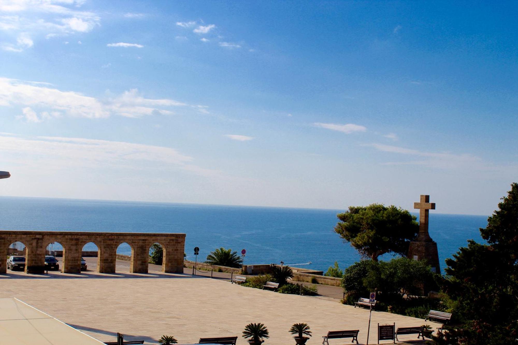Albergo Del Santuario Santa Maria di Leuca Exteriör bild