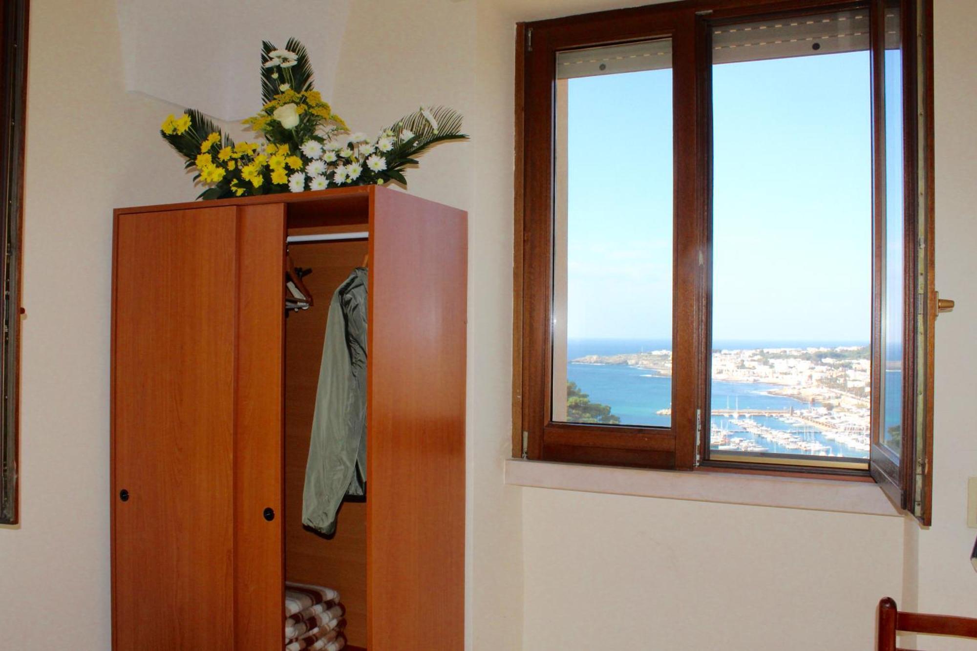 Albergo Del Santuario Santa Maria di Leuca Exteriör bild